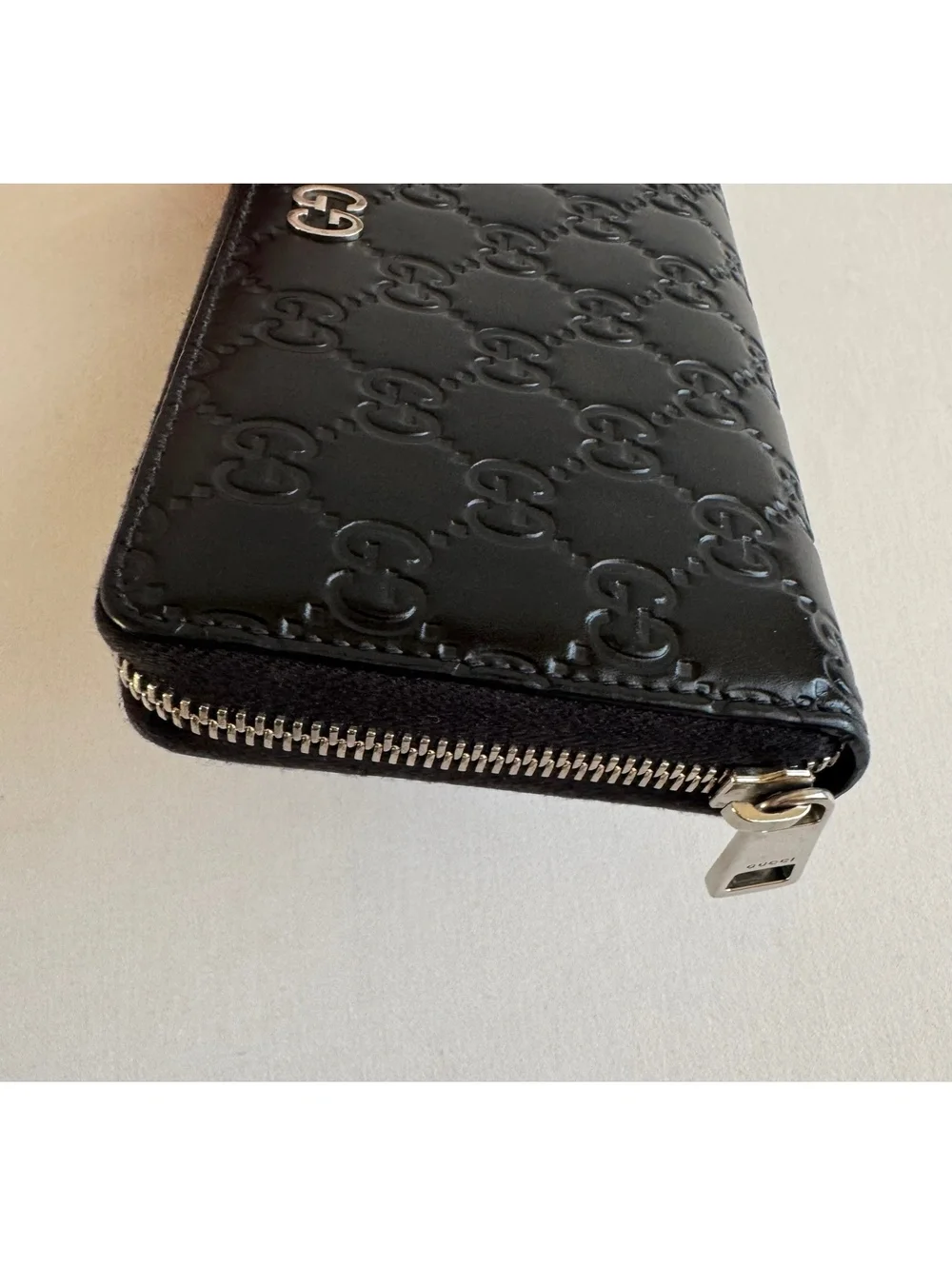 Gucci Guccissima Long Zippy Wallet Black Embossed GG Leather Authentic